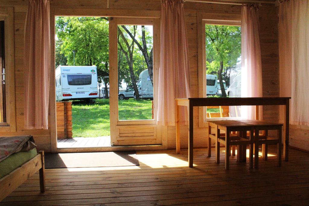 Kaunas Camp Inn Luaran gambar